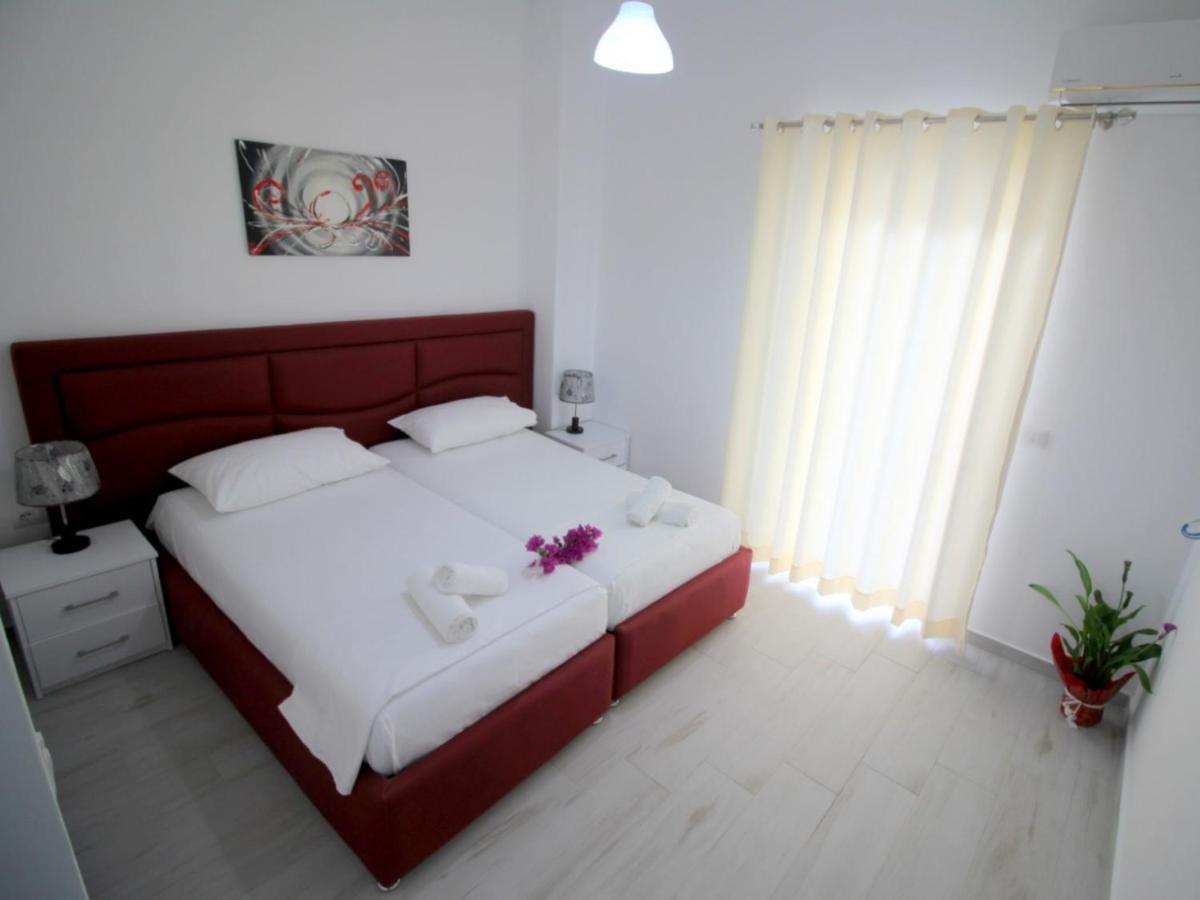 Отель Gusto Di Casa Саранда Экстерьер фото